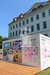 Wortwürfel vor dem Waisenhaus