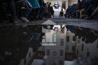 Puppentheateraufführung im Lindenhof