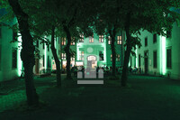 Besucher:innen im Lindenhof zur Museumsnacht 2025